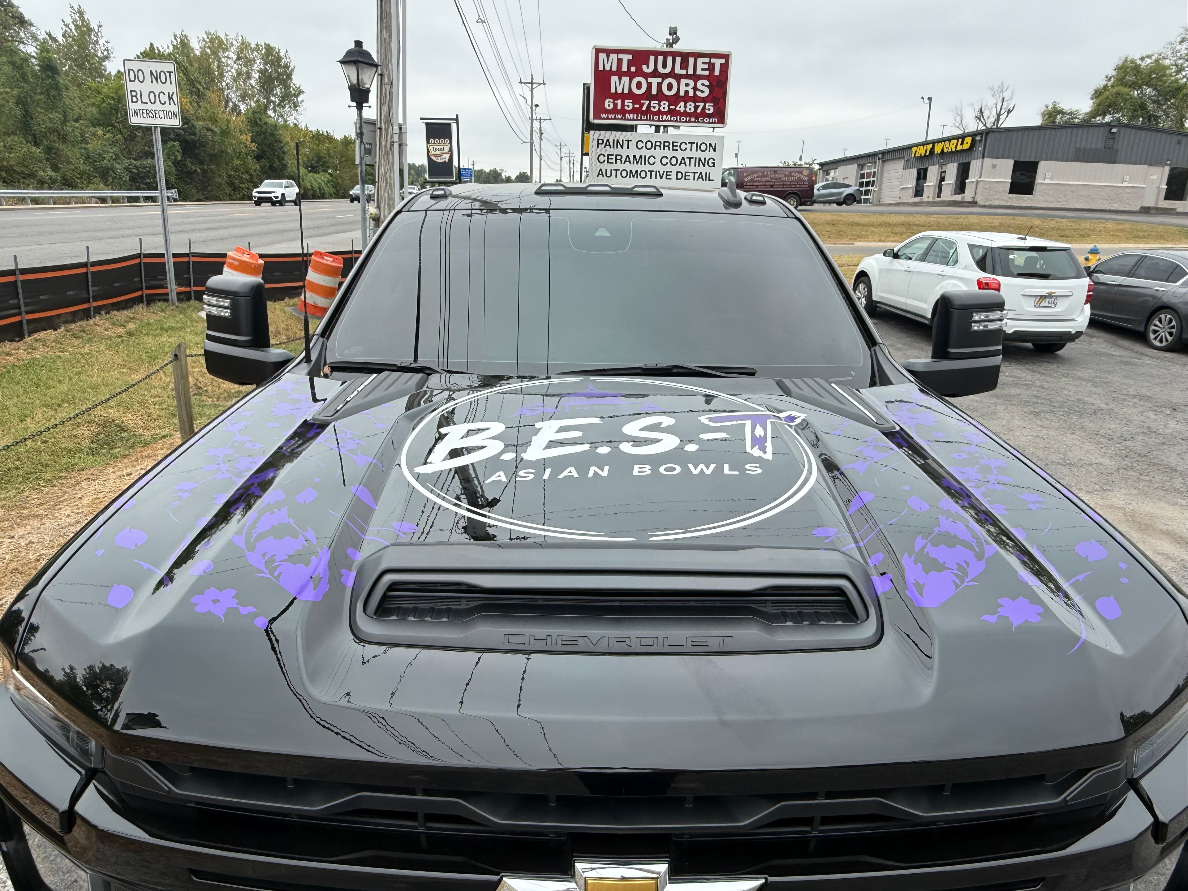 BES-T Asian Bowls truck wrap — hood front view